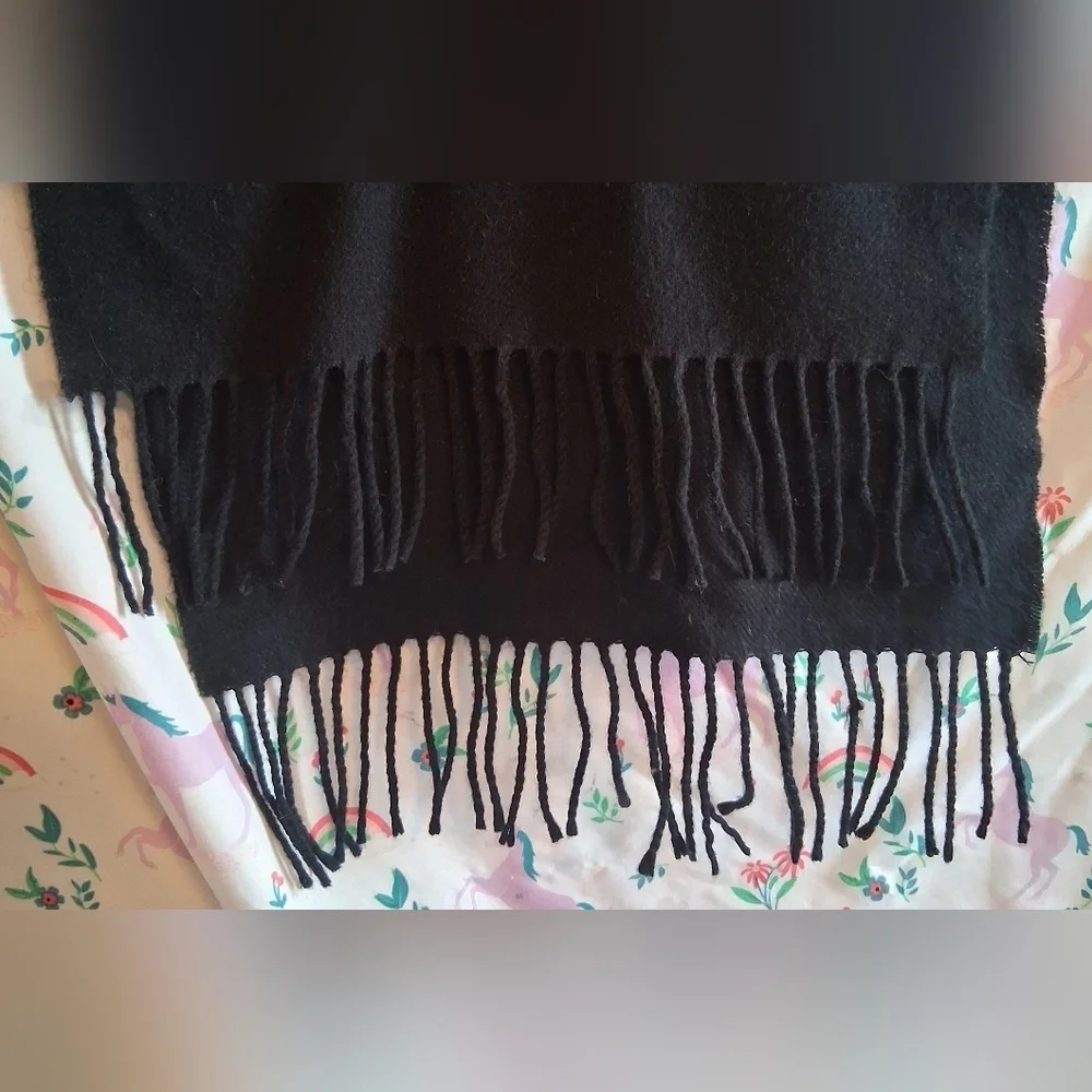 EUC Coach Leatherware Black Cashmere Casual Everyday Unisex Winter Scarf Wrap